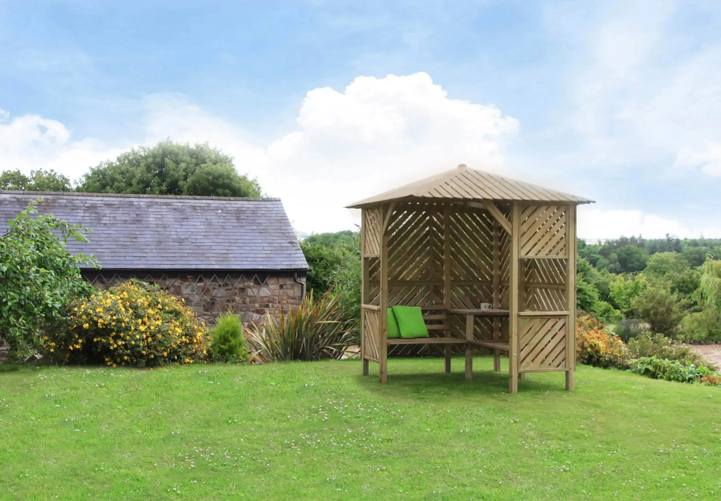 BRIGHTON CORNER ARBOUR