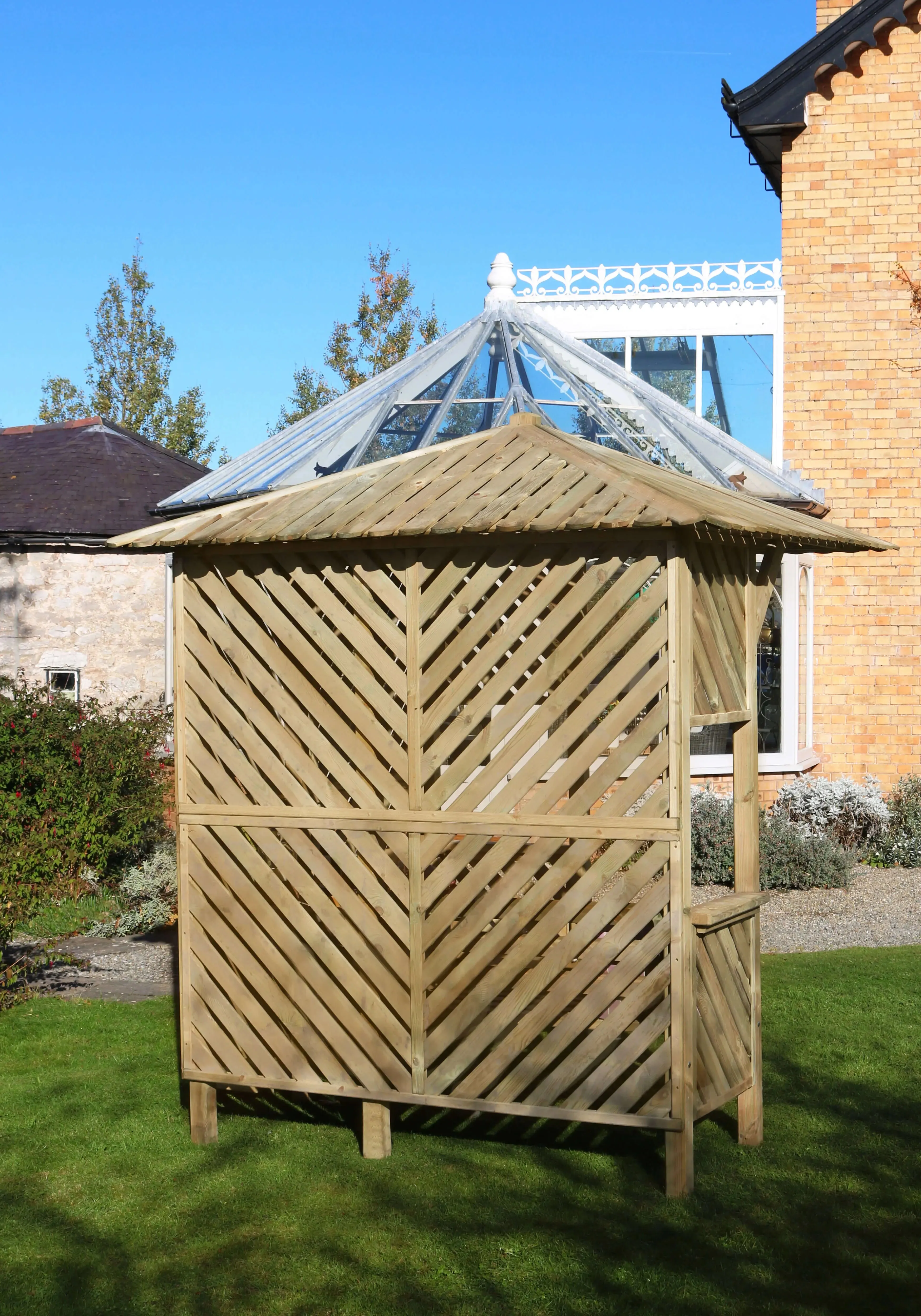 BRIGHTON CORNER ARBOUR