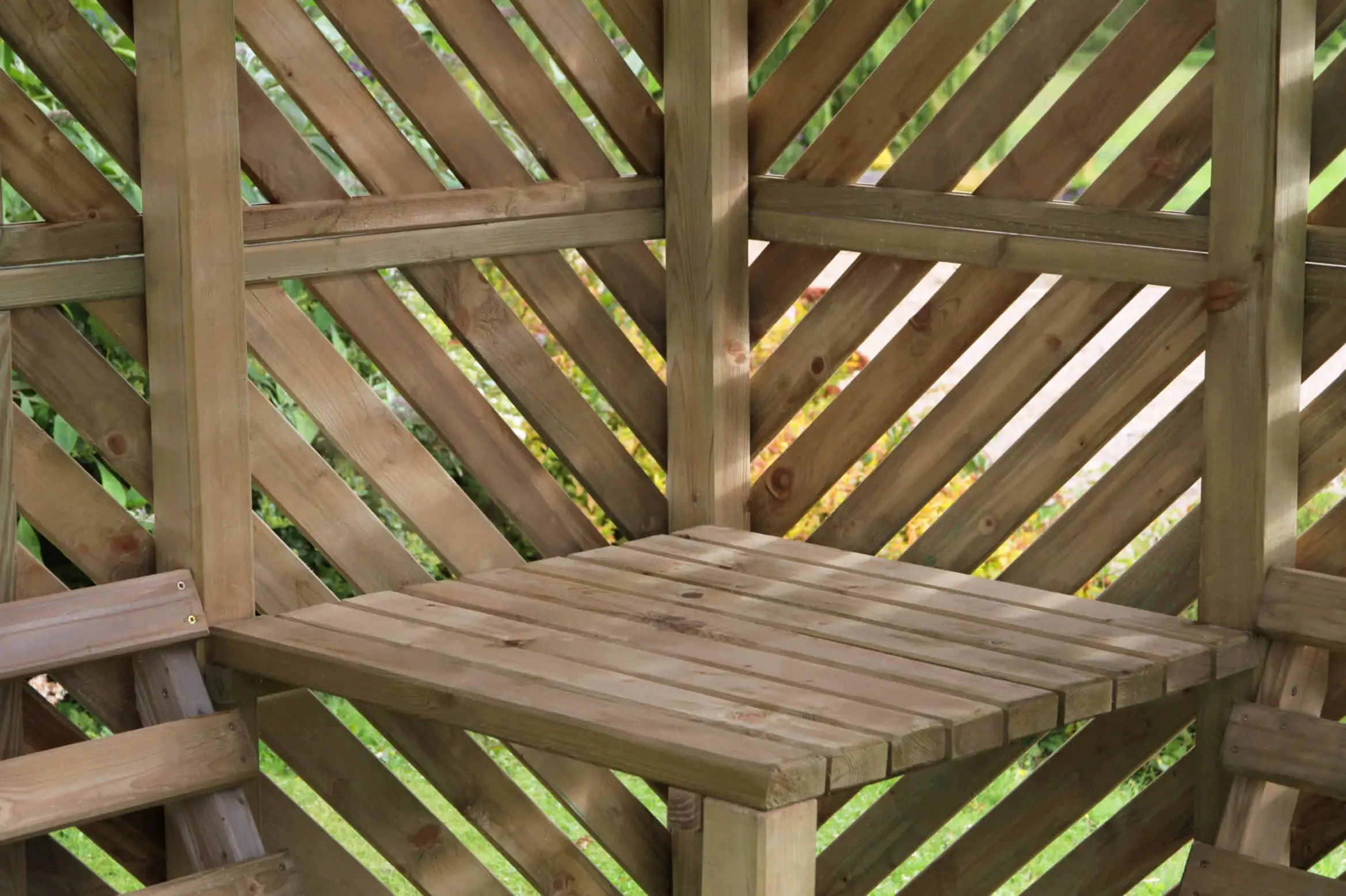 BRIGHTON CORNER ARBOUR