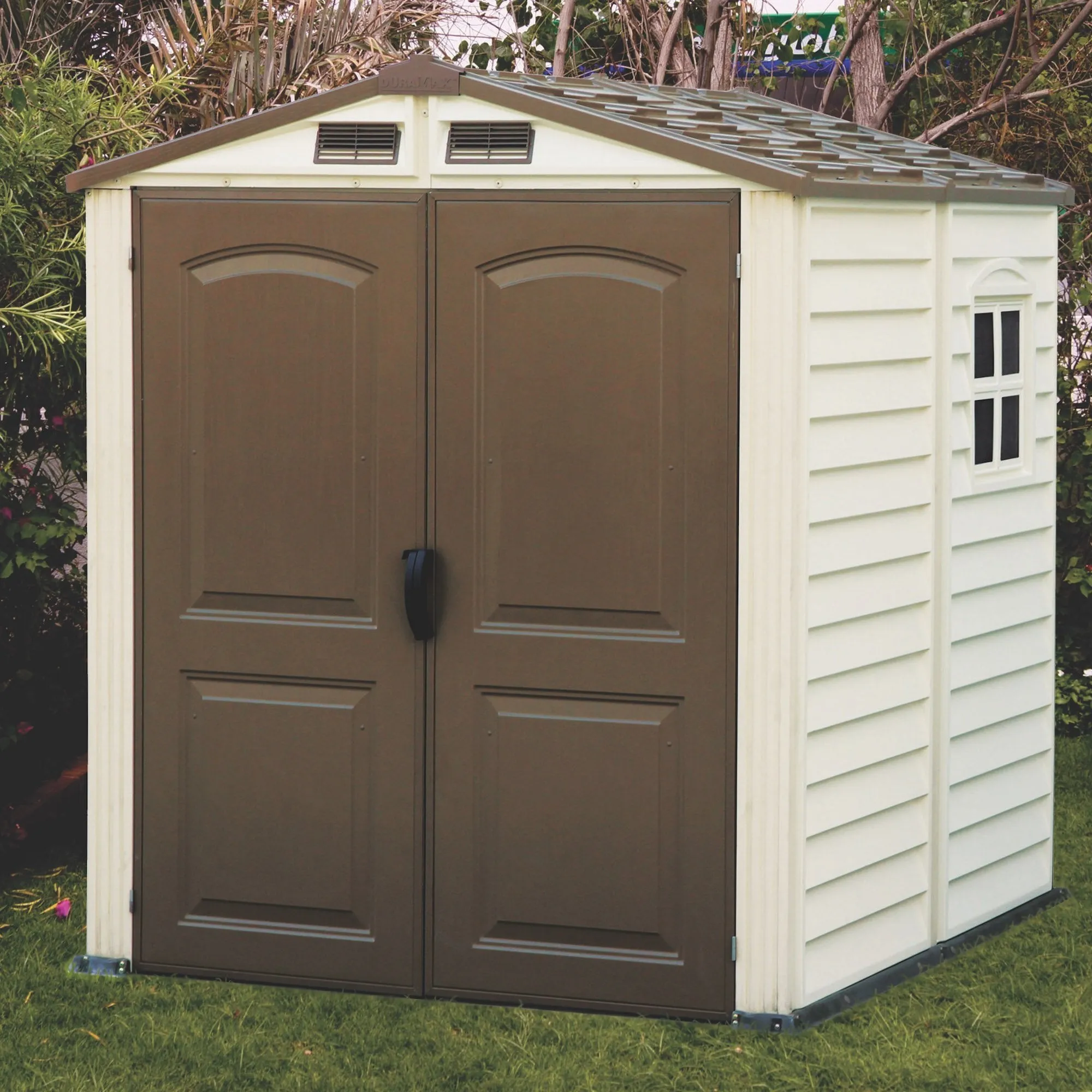 DuraMax 6ft x6ft Storemate Vinyl Shed with Floor and window