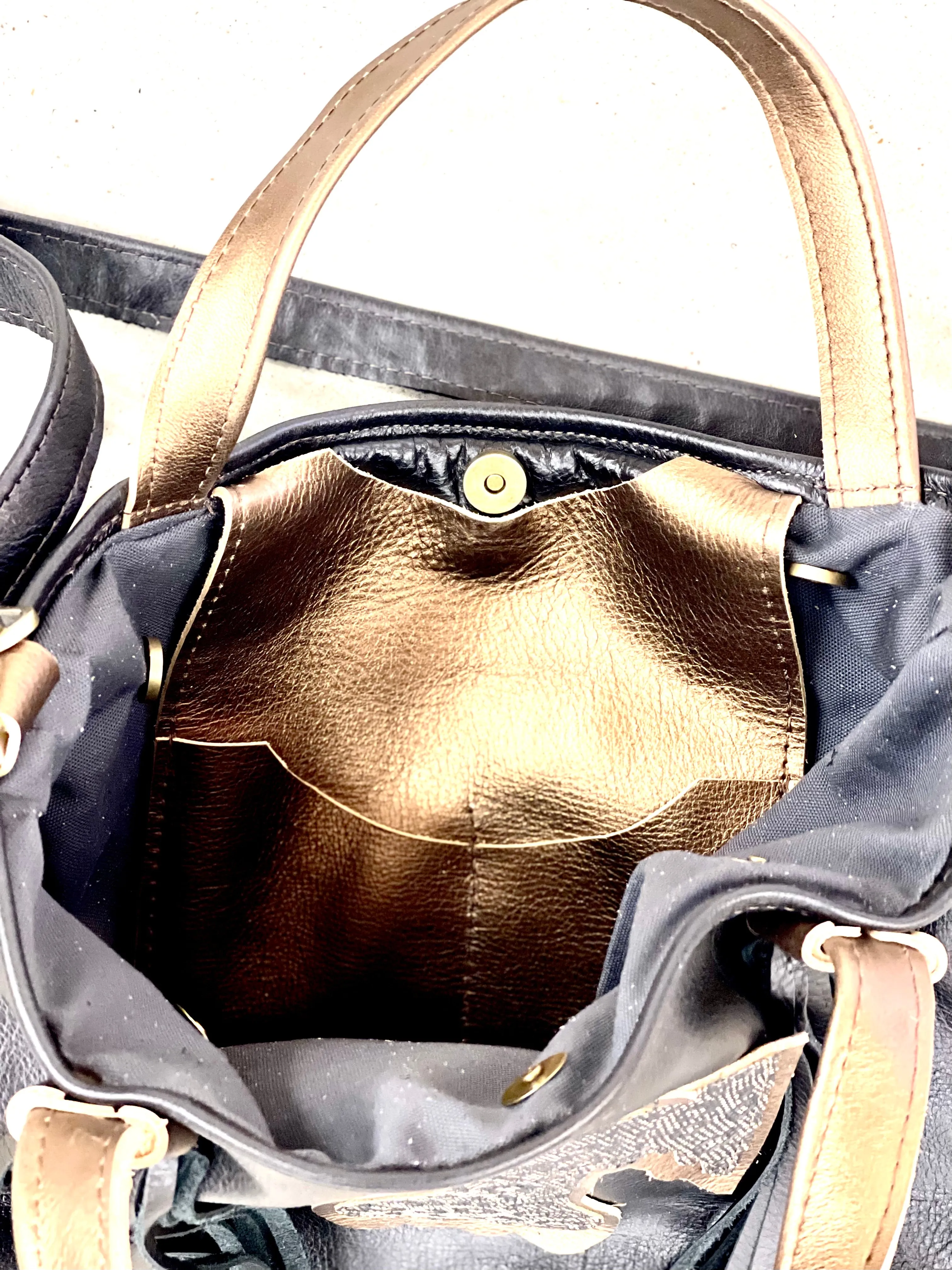 Eagle Tote Crossbody