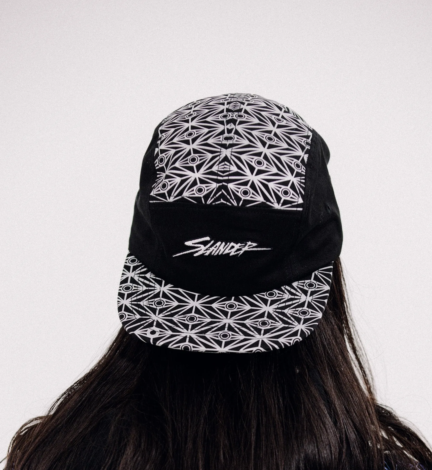 EYE 5 PANEL HAT