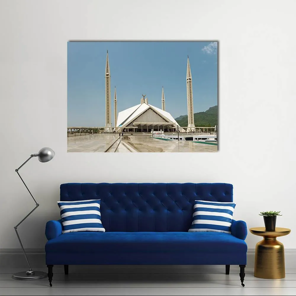 Faisal Mosque In Islamabad Canvas Wall Art