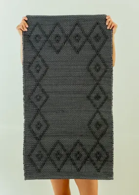 Hand-Woven Diamond Border Mat - Charcoal